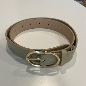 Elegant Beige Belt with Gold Buckle